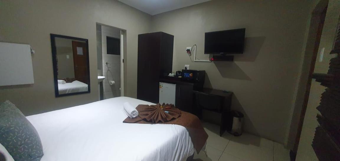 Hemmingways Bed and Breakfast Koning Willemstad Buitenkant foto
