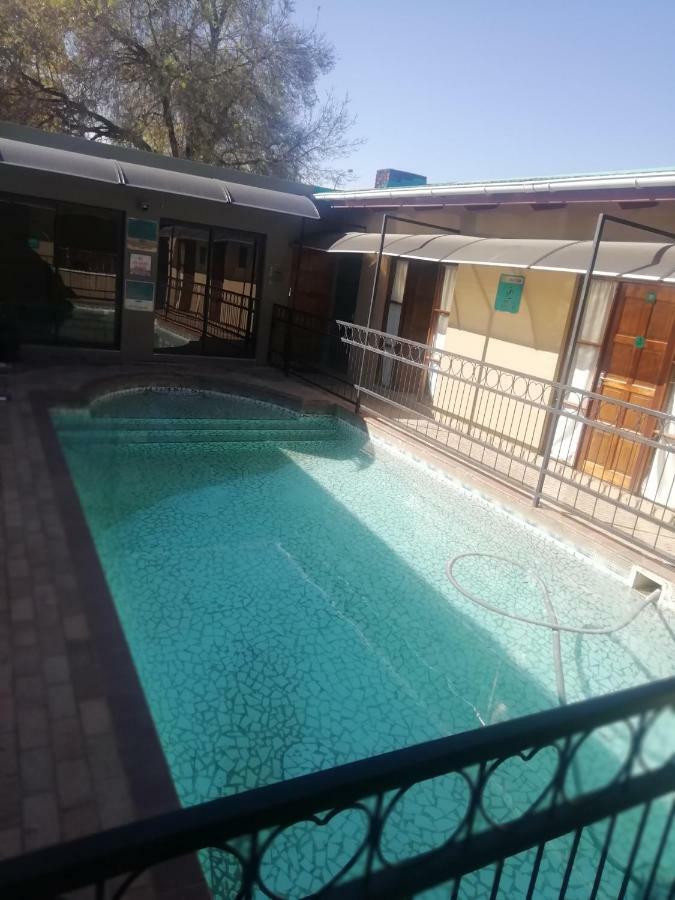 Hemmingways Bed and Breakfast Koning Willemstad Buitenkant foto